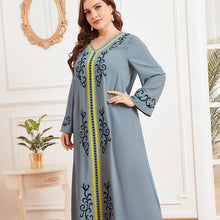 Load image into Gallery viewer, Abaya Morocco Oversized Size Women's Ethnic Long-sleeved Pleated Skirt Retro National Style  Skirt Muslim Long Woman Clothes