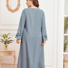 Load image into Gallery viewer, Abaya Morocco Oversized Size Women's Ethnic Long-sleeved Pleated Skirt Retro National Style  Skirt Muslim Long Woman Clothes