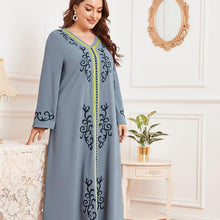 Load image into Gallery viewer, Abaya Morocco Oversized Size Women's Ethnic Long-sleeved Pleated Skirt Retro National Style  Skirt Muslim Long Woman Clothes
