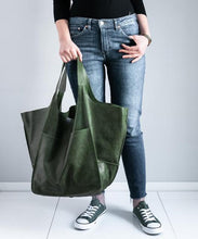 Load image into Gallery viewer, Casual Soft Large Capacity Tote Women Handbags Designer Aged Metal Look Luxury Pu Leather Shoulder Bag Retro Big Shopper Purses