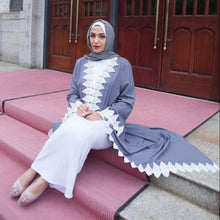 Load image into Gallery viewer, Europe And Middle East Leaves Lace Cardigan Women's Robe With Belt Without Turban Muslim Women's Home Comfort Robe Abaya