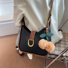 Load image into Gallery viewer, Luxury Designer Small Underarm Bags Women Leather Crossbody Bags for Women Handbags Shoulder Bags Female 2022 Simple Trendy