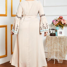 Load image into Gallery viewer, Moroccan Oriental Dress Arabian Oversized Women's Dress Stitching Flared Sleeve Embroidery Casual Muslim Long Skirt Abaya Kimono