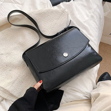 Load image into Gallery viewer, Solid Color Large Capacity Handbags For Women 2022 Female Shoulder Bag Retro Daily Kawaii Square Lady Elegant Handbags Hand Bag