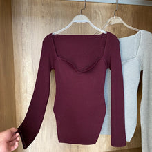 Load image into Gallery viewer, Square Collar Long Sleeve Woman Sweaters Knitted Pullover Women Spring Autumn Sweater Winter Tops For Women Black White Jumper