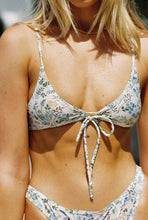 Load image into Gallery viewer, Breathable Banded Bikini Swimsuit Swimwear Women