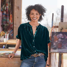 Load image into Gallery viewer, Women&#39;s Solid Color Short-sleeved Round Neck Shirt