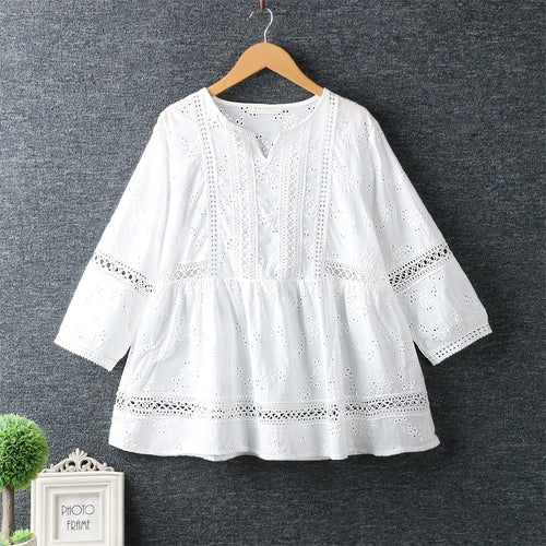 New Spring Women Shirt Literary Fresh Hollow out Embroidery Pullover Cotton and linen O-Neck Blouse Women