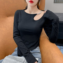 Load image into Gallery viewer, 2021 Autumn Metal Chain Irregular Hem Slit Long-sleeved T-shirt Bottoming Shirt with Slim Tops