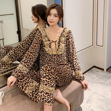 Load image into Gallery viewer, 2021 Autumn Winter Gold Velvet Sexy Leopard Lace V-neck Pajama Set for Women Long Sleeve Sleepwear Homewear Pijama Mujer Clothes