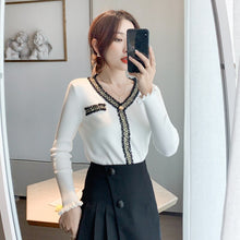 Load image into Gallery viewer, 2021 Autumn and Winter New Korean Version of Small Fragrance Knit Sweater V-neck Women&#39;s Sweater Bottoming Shirt Top