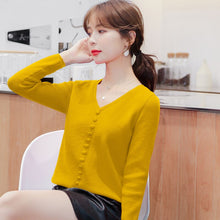Load image into Gallery viewer, 2021 Autumn and Winter New V-neck Sweater Pullover Solid Color Bottoming Shirt Knit Sweater Top Temperament Lady