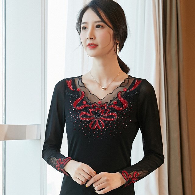 2021 New Bright Silk Mesh T-shirt Fashion Casual Long-sleeved Slim Korean Black Tops Elegant Slim Diamond Female Blusas
