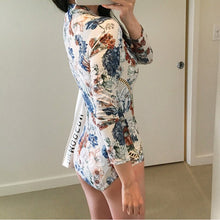 Load image into Gallery viewer, 2021 New Korean Version of The Swimsuit Looks Thin, Gathered Long-sleeved Zipper Ladies Surfing Swimwear Fashion Beach Bikini