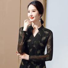 Load image into Gallery viewer, 2021 New Spring Women&#39;s Tops Fashion Feather Print Base T-Shirt Long Sleeve Mesh Black V-Neck Women Tees Plus Size Blusas