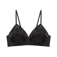 Load image into Gallery viewer, 2021 New Triangle Cup Girls No Steel Ring Underwear French Lace Floral Push Up Bra Sexy Women&#39;s Seamless Bra Summer Thin