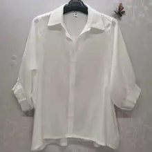 Load image into Gallery viewer, 2021 Spring Autumn Women Shirts White Plain Loose Oversized Blouses Female Tops Loose BF Korean Style Blusas Pockets