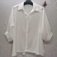Load image into Gallery viewer, 2021 Spring Autumn Women Shirts White Plain Loose Oversized Blouses Female Tops Loose BF Korean Style Blusas Pockets
