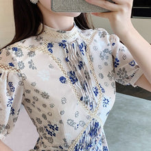 Load image into Gallery viewer, 2021 Spring French Niche Blue And White Porcelain Lady Robes Temperament Goddess Waist And Thin Puff Sleeve Floral Dress Vestido