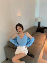Load image into Gallery viewer, 2021 Spring Solid Color Knitted Suit Casual Fashion Single-Breasted Long-Sleeve Cardigan+Short Sling Vest Two-Piece Set Femme