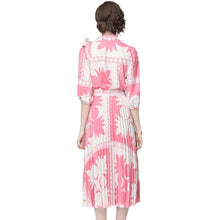 Load image into Gallery viewer, 2021 Summer Runway Suit Set Women Elegant Short Sleeve Knit Top and Floral Skirt Lady Sweet Casual Party Outfits