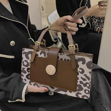 Load image into Gallery viewer, 2021 new armpit shoulder bag leopard texture messenger small square bag