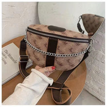 Load image into Gallery viewer, 2021 new retro fashion one-shoulder cross-body saddle bag