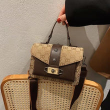 Load image into Gallery viewer, 2021 new single shoulder messenger portable lady retro fashion luxury small square bag
