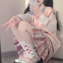 Load image into Gallery viewer, 2022 Loose Heart Sweet Knitted Vests Women Simple V-neck Preppy Style Waistcoats Femme New Japan Style Kawaii Clothes Spring