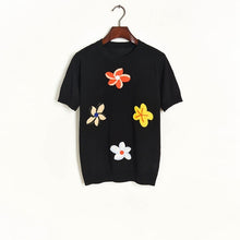 Load image into Gallery viewer, 2022 New Fashion Flower Short Sleeve Tops Slim Stretchy T-shirts Feminino Simple O-neck Appliques Knitted Pullover Summer