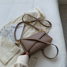 Load image into Gallery viewer, 2022 Winter New Women&#39;s Bag Fashion Shoulder Bag Casual mini Small Bag Women&#39;s Purse Crossbody Bag Zipper Women&#39;s Bag