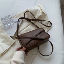 Load image into Gallery viewer, 2022 Winter New Women&#39;s Bag Fashion Shoulder Bag Casual mini Small Bag Women&#39;s Purse Crossbody Bag Zipper Women&#39;s Bag