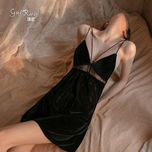 2022 Women Vintage Velvet Nightdress Sexy Lace Deep V Sleepwear Sleeping Dresses with Chest Pad Winter 3 Colors Home Clothes