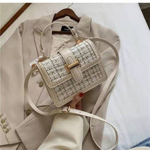 Load image into Gallery viewer, 2022 luxury fashion handbags new trend fashion shoulder bag messenger small square bag