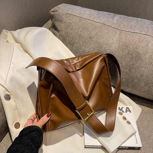 2023 Ladies New Style Shoulder Bag Fashion Big Bag Pillow Bag Soft Leather Women Bag Solid Color Ladies Messenger Bag