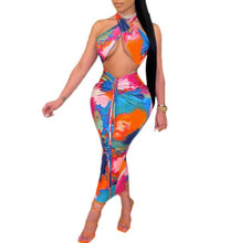 Load image into Gallery viewer, 2Pcs Women Summer Outfit Contrast Color Halter Neck Tops Backless Crop Tops High-Waist Slim Skirt Printed Skirt Sexy Long Skirt