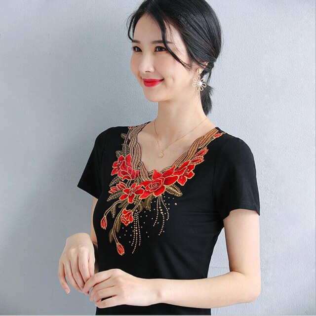 4XL Women T-Shirt Fashion Embroidered Middle-aged Women's Tops Korean Short-sleeved Cotton T-shirt plus size Women shirt