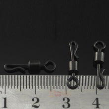 Load image into Gallery viewer, 75pcs/lot Large Long Body Q-Shaped Black Quick Change Swivels For Carp Fishing Size 4# Fishing Terminal Tackle Accessories pesca