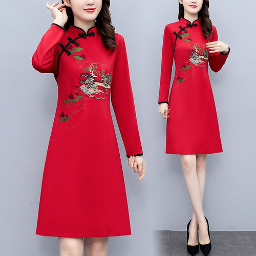 Autumn Chinese Style Stand Collar Buckle Improved Cheongsam Long Sleeve Embroidery Plus Size Vintage Elegant New Year Dress CNY