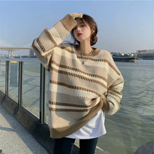 Load image into Gallery viewer, Autumn and Winter New Striped Stitching Sweater FemaleLoose O-neck Pullover Long-sleeved Sweater Top Coat Trend Pullover Coat