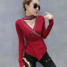Load image into Gallery viewer, Autumn winter 2021 New women sweaters Fashion sexy v-neck diamond knitted shirt Elegant slim women&#39;s pullovers