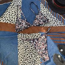 Load image into Gallery viewer, Bikini Floral Swimwear Women Biquini Print Bikini Set Bathing Suit Women Swimsuit Low Waist Black Bikinis 2 piece set women