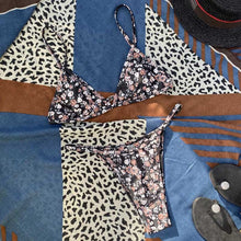 Load image into Gallery viewer, Bikini Floral Swimwear Women Biquini Print Bikini Set Bathing Suit Women Swimsuit Low Waist Black Bikinis 2 piece set women