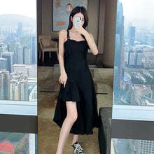 Load image into Gallery viewer, Black Suspender Dress 2021 New Design Sense Niche Irregular Strap Dress Mid-length Sexy Dress Suit