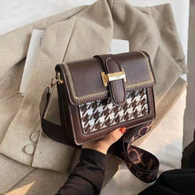 Load image into Gallery viewer, Bolsa de luxo feminina com design em lã, bolsa quadrada de ombro em couro pu, bolsa mensageiro de marca elegante, bolsa de celul