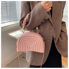 Load image into Gallery viewer, Bolsa de ombro pequena de couro pu feminina, bolsa crossbody com alça curta de ombro marca estilosa para mulheres 2021, bolsa de