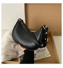 Load image into Gallery viewer, Bolsa de ombro pequena para mulheres, bolsa verde simples de alta qualidade de couro pu, bolsa de mão feminina de marca de luxo,