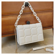 Load image into Gallery viewer, Bolsa feminina de ombro com corrente, bolsa para mulheres nova, luxuosa, sacola de rebite, de couro, para viagem