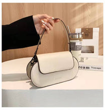 Load image into Gallery viewer, Bolsas femininas designer pequeno couro do plutônio ombro crossbody bolsas luxo 2022 baguette shopper bolsas com cinto longo