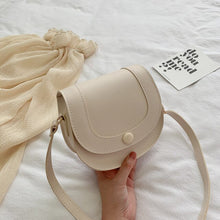 Load image into Gallery viewer, Fashion New Women Crossbody Shoulder Bag Retro Saddle PU Leather Small Purse Ladies Pure Color Bags